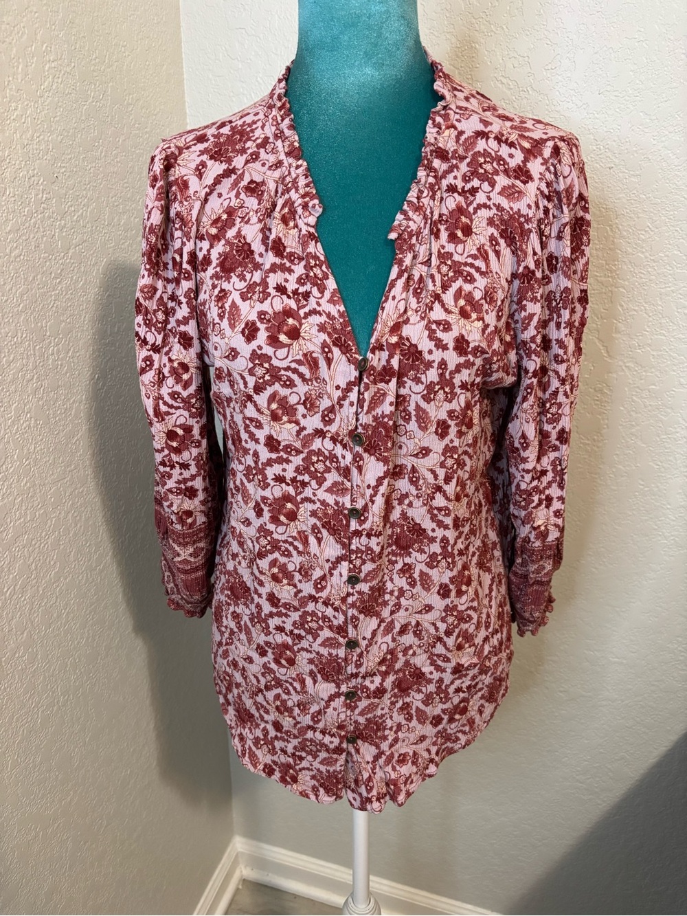Mason & Belle Floral Ruffle Button Down Blouse Top L